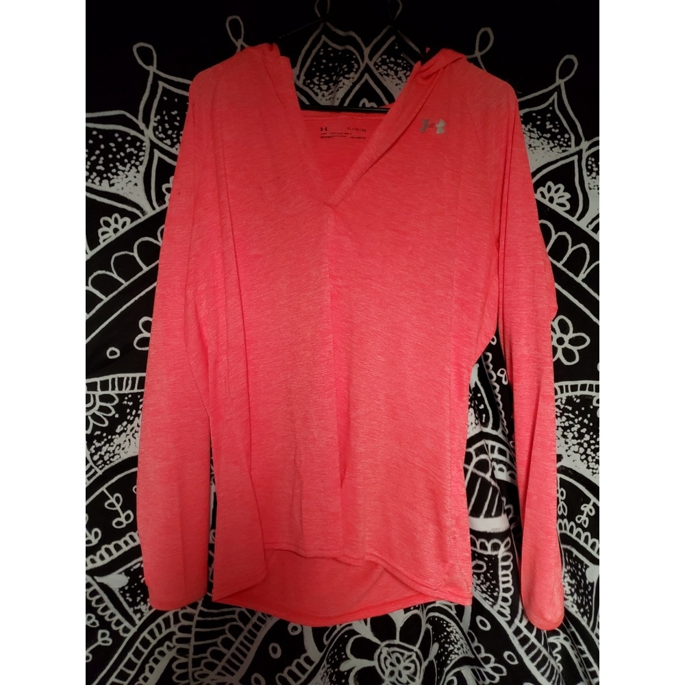 Under Armour pull over